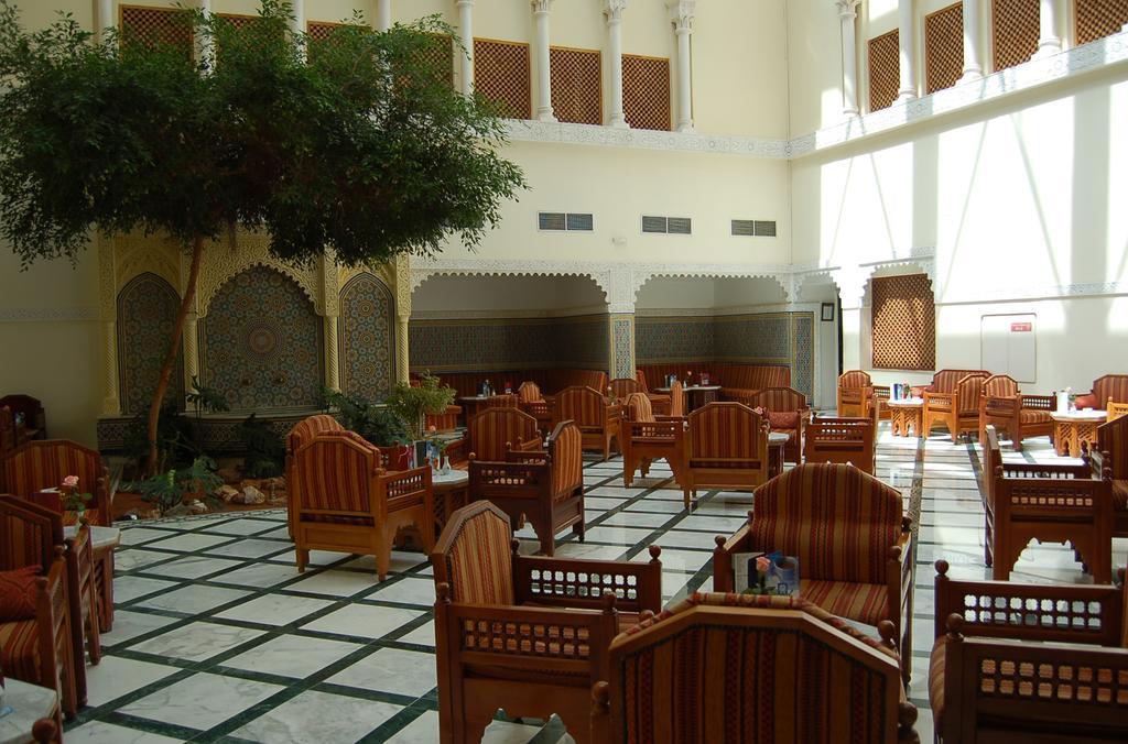 Amir Palace Monastir Exteriér fotografie